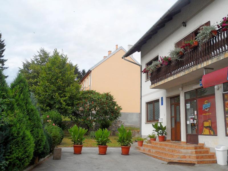 Apartment Rendulic Rakovica Extérieur photo